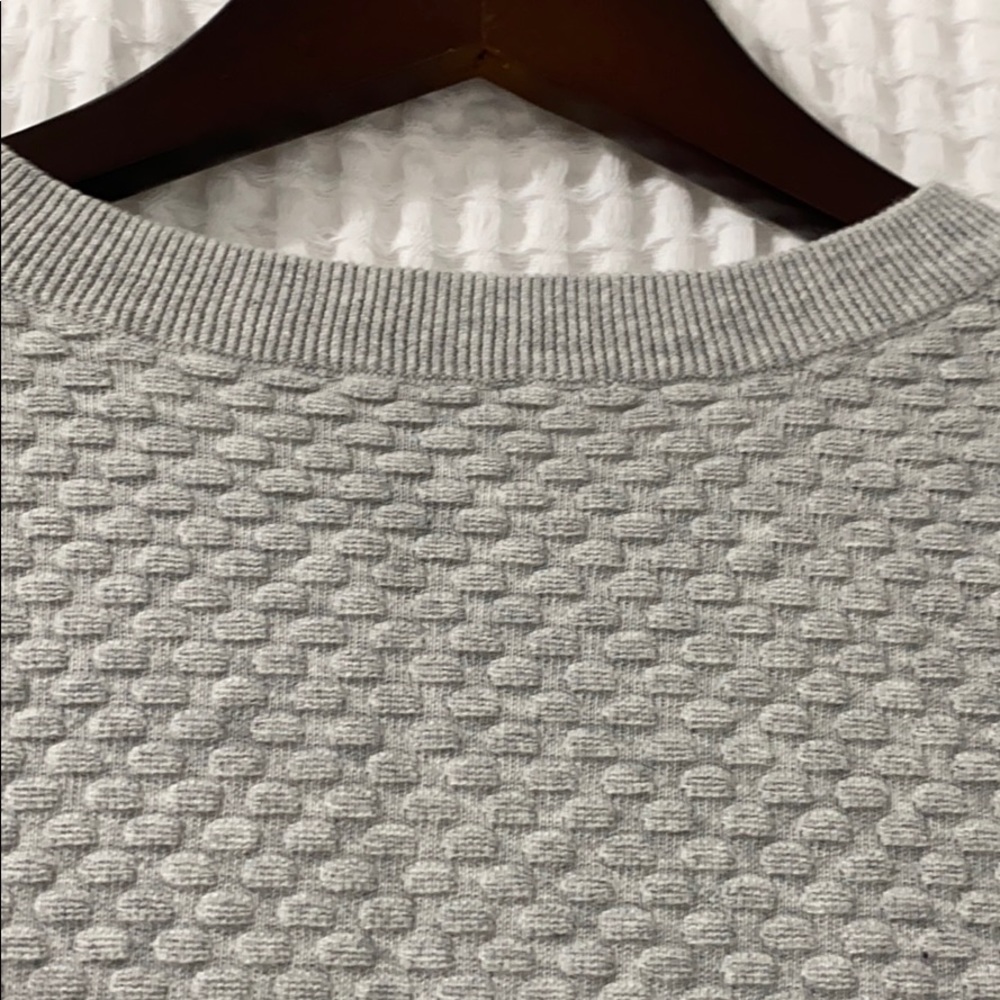 Sweater - Picture 8 of 9